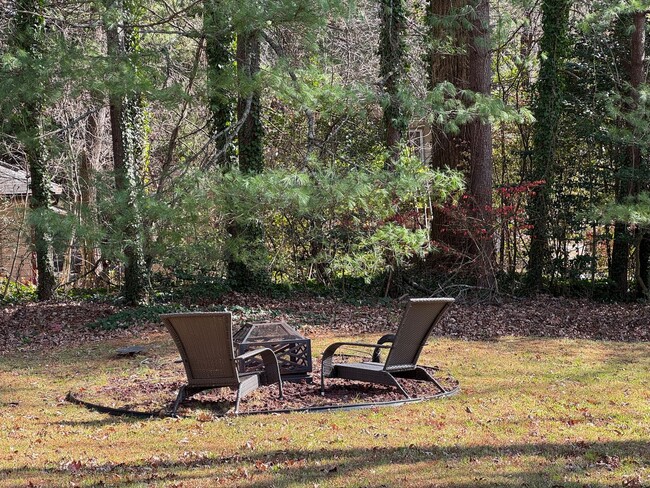 property at 200 S Oconeechee Ave