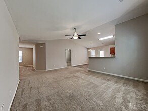 630 Stillgreen Ln in Charlotte, NC - Building Photo - Building Photo