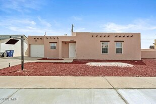 11564 Jamaican Palm Dr in El Paso, TX - Building Photo