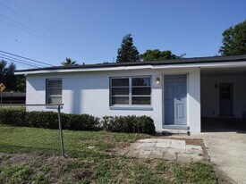 5301 Old Cheney Hwy in Orlando, FL - Building Photo
