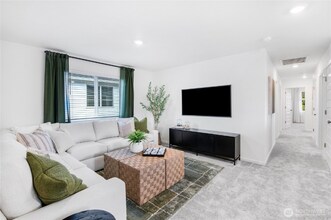 158 Veranda Ln SE in Olympia, WA - Foto de edificio - Building Photo