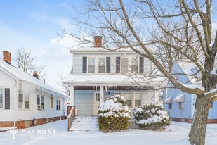 26431 Shoreview Ave in Euclid, OH - Building Photo