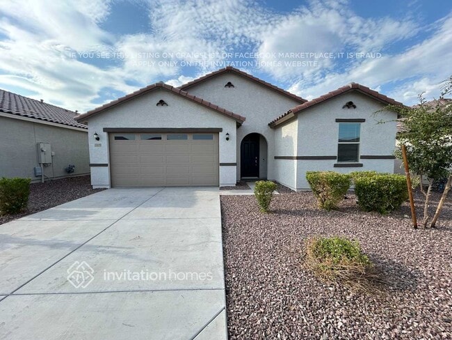 property at 17490 W Molly Ln