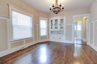 1937 N Bartlett Ave, Unit Lower in Milwaukee, WI - Building Photo - Building Photo