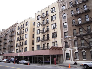 672-74 Saint Nicholas Ave in New York, NY - Building Photo - Building Photo