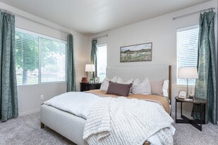 Concord at Geneva in Vineyard, UT - Building Photo