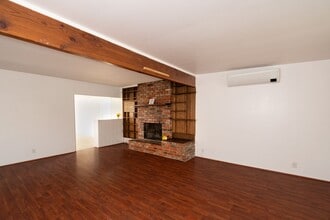 5109 Larry Ave in Baldwin Park, CA - Building Photo - Building Photo