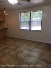 1022 SW 4th Ave in Gainesville, FL - Building Photo - Building Photo