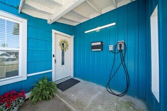 105 Pompano Ave in Galveston, TX - Building Photo - Building Photo