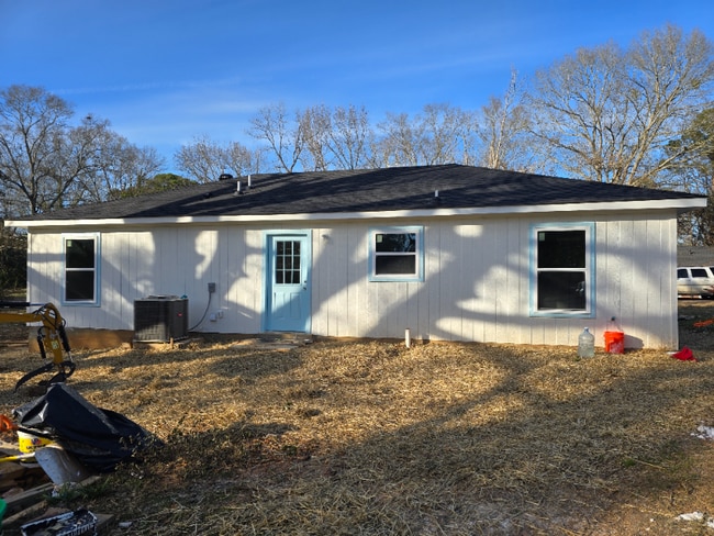 810 S Cooper Ave in Jonesboro, LA - Building Photo - Building Photo