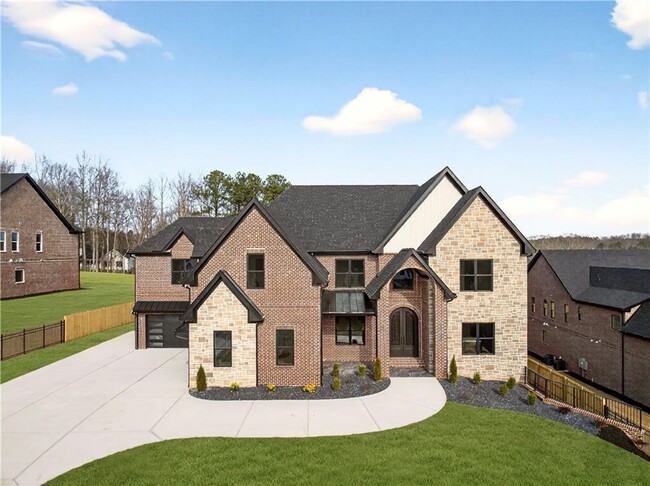 property at 405 Thunder Rd