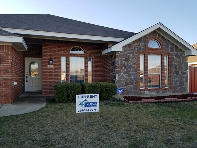 3107 Lavender Ln