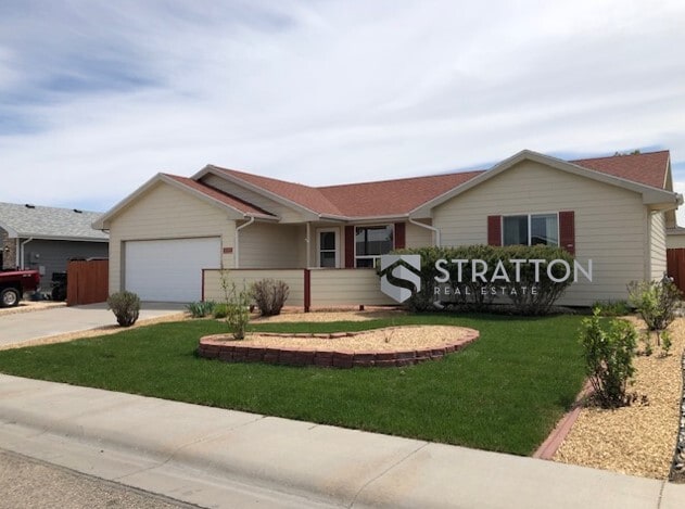 property at 1917 Mandan Trl