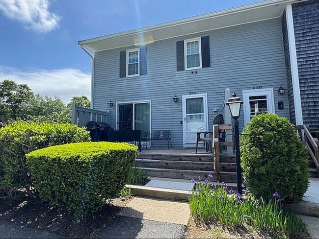 23 Village Green Rd in Bourne, MA - Building Photo - Building Photo