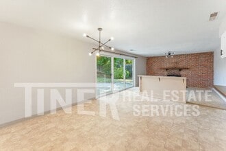 7519 Westgate Dr in Citrus Heights, CA - Building Photo - Building Photo