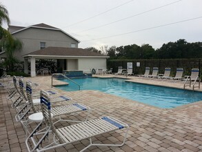 8770 Christie Dr in Largo, FL - Building Photo - Building Photo