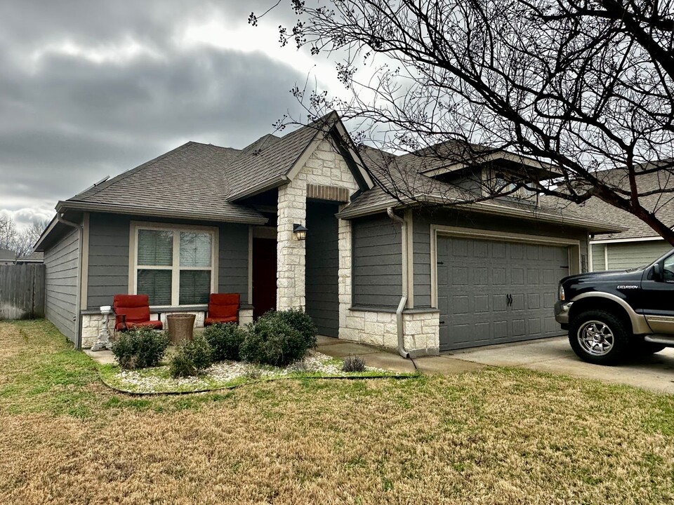 1120 Placid Cir in Waco, TX - Building Photo