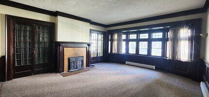 542 6th W St, Unit 2 in Erie, PA - Building Photo - Building Photo