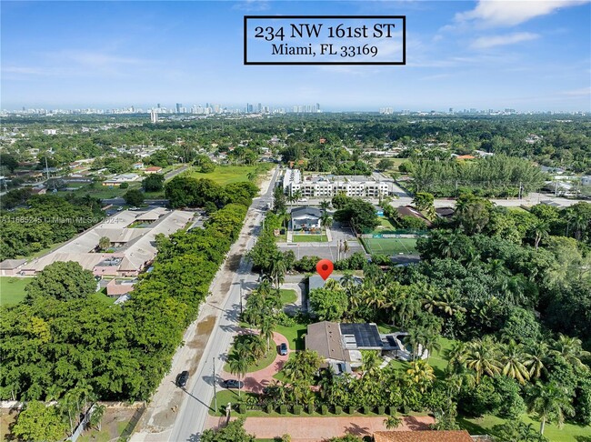 234 NW 161st St in Miami, FL - Building Photo - Building Photo