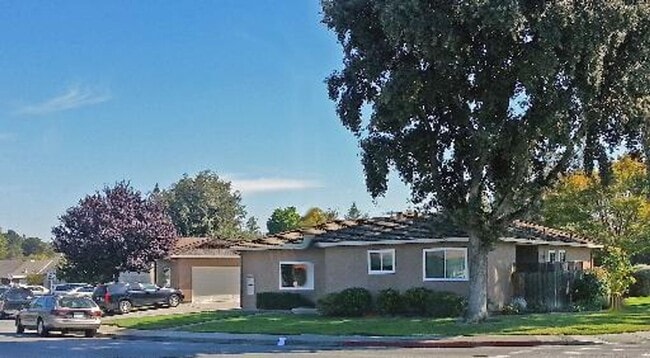 property at 3798 Flora Vista Ave