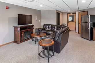Cedar Pointe Apartment Homes LLC in St Augusta, MN - Building Photo - Interior Photo