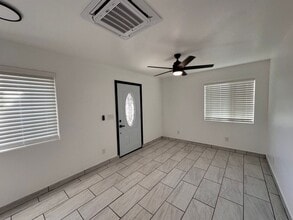 2419 S Raymond Pl in Ontario, CA - Building Photo - Building Photo