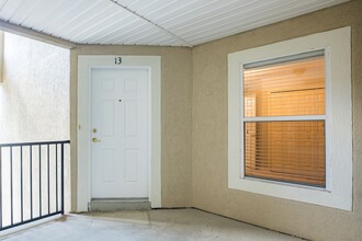 5200 Playpen Dr in Jacksonville, FL - Building Photo - Building Photo