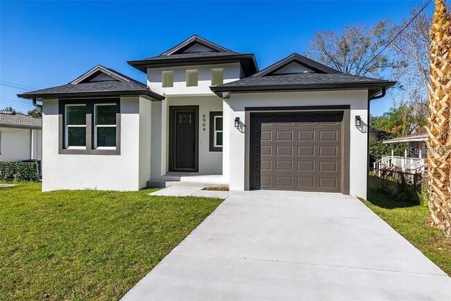 property at 6904 N Lynn Ave