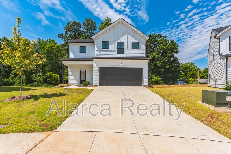 118 Silverwood Ct in Mooresville, NC - Foto de edificio