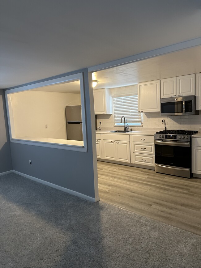 219 E Knight Ave, Unit 219