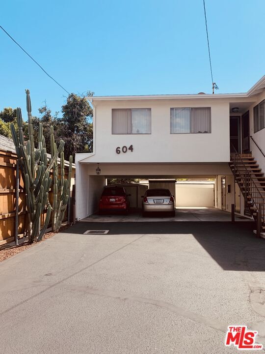 property at 604 Windsor Rd