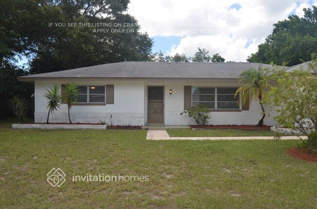 property at 2642 Oakbrook Dr