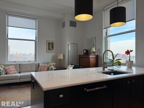 30 Morningside Dr in New York, NY - Building Photo - Building Photo