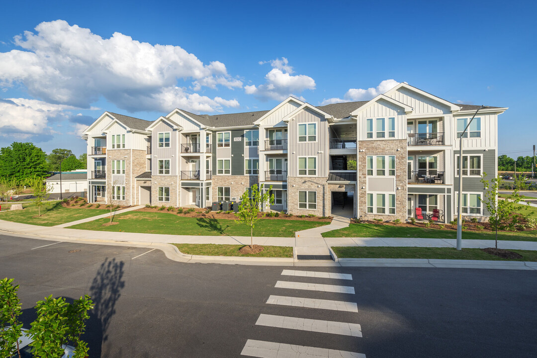 Ascend Brightleaf Apartments in Durham, NC - Foto de edificio