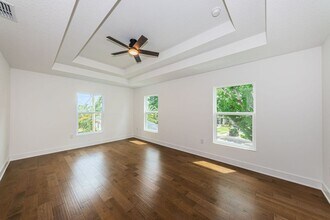 1701 25th Ave N in St. Petersburg, FL - Foto de edificio - Building Photo