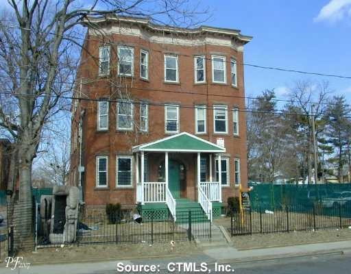 26-28 Judson St in Hartford, CT - Foto de edificio - Building Photo