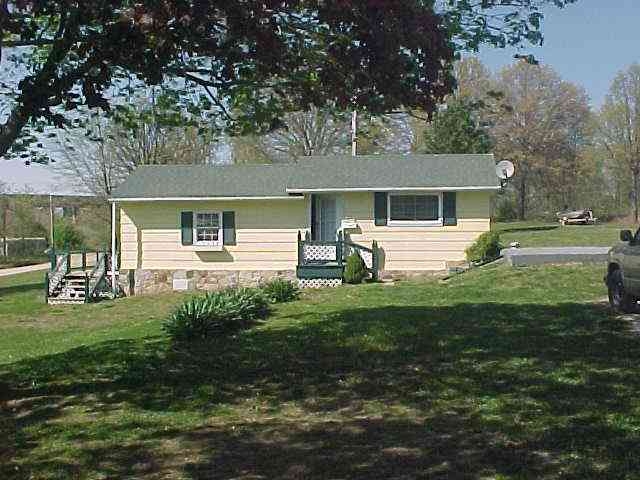 4956 CR 4490 in Pomona, MO - Foto de edificio - Building Photo