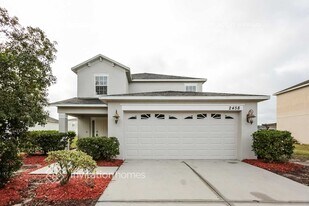 2458 Hamlet Cir in Lakeland, FL - Building Photo