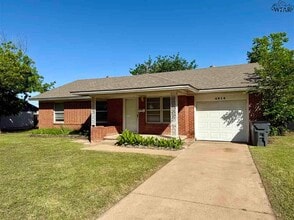 4814 Earl St in Wichita Falls, TX - Building Photo - Building Photo