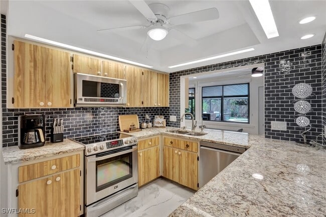 property at 1930 Oakes Blvd