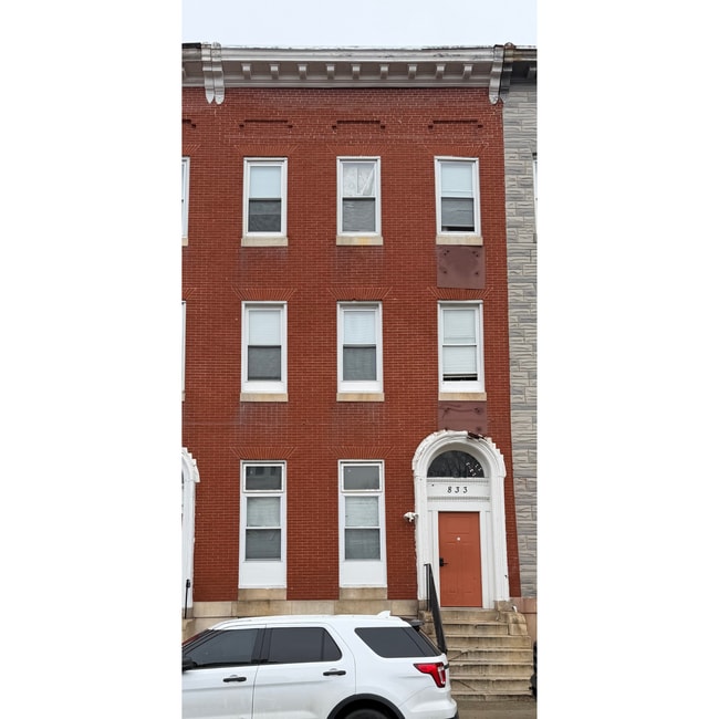 property at 833 N Fulton Ave