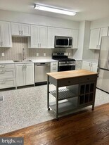 14847 Winding Loop in Woodbridge, VA - Building Photo