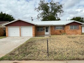 5540 18th St in Lubbock, TX - Building Photo