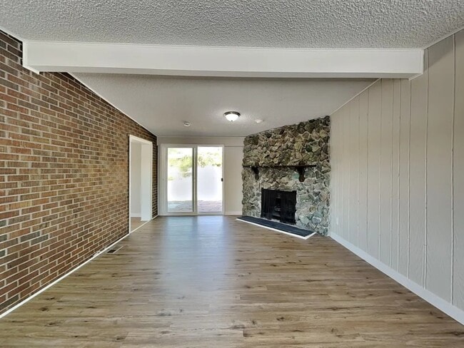 1144 W 6th Ave in Broomfield, CO - Building Photo - Building Photo