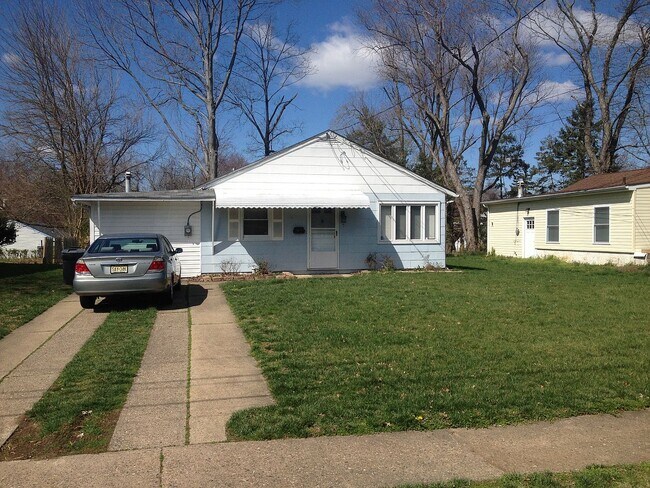 17 Dorset Dr in Ewing Township, NJ - Building Photo - Building Photo