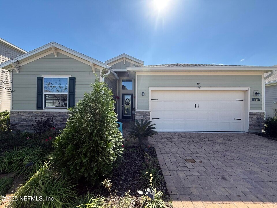 141 Ren Wy in Jacksonville, FL - Building Photo