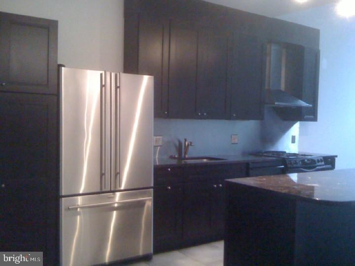 810 N Hancock St-Unit -8 in Philadelphia, PA - Building Photo