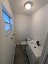 15385 S Dixie Hwy in Palmetto Bay, FL - Building Photo - Building Photo