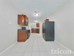 424 Palomino Stand Dr in La Marque, TX - Building Photo - Building Photo