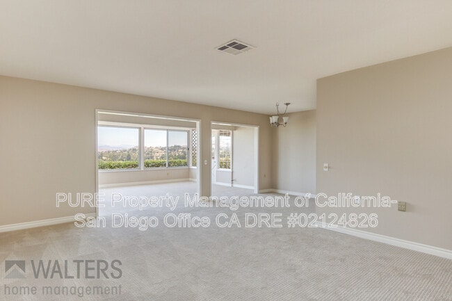 12146 Lomica Dr in San Diego, CA - Building Photo - Building Photo